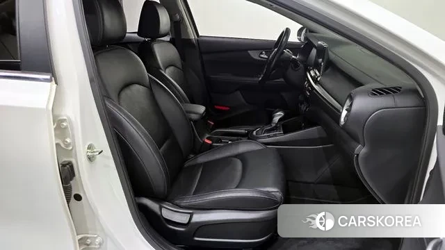 Kia Come New K3 2018 Белый из Кореи, фото 3