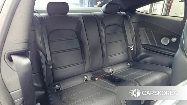Mercedes-Benz C-Class W205 2018 Серый из Кореи, фото 2