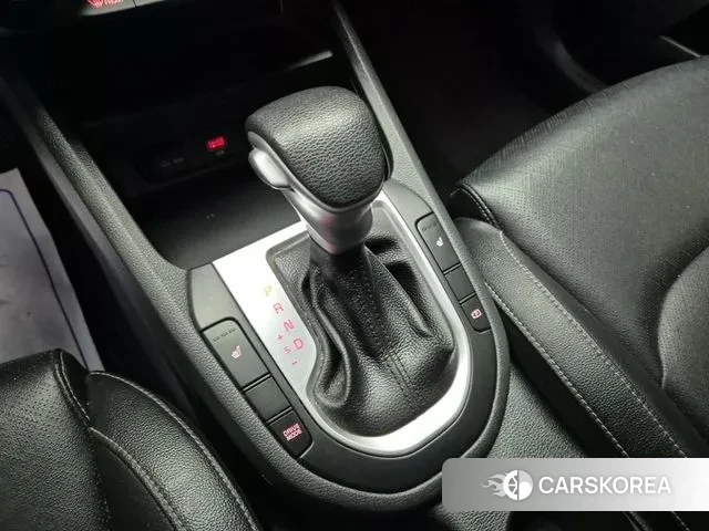 Kia The New K3 2nd generation 2021 Серый из Кореи, фото 3