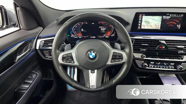 BMW 6 Series GT (G32) 2019 Серебристо-серый из Кореи, фото 3