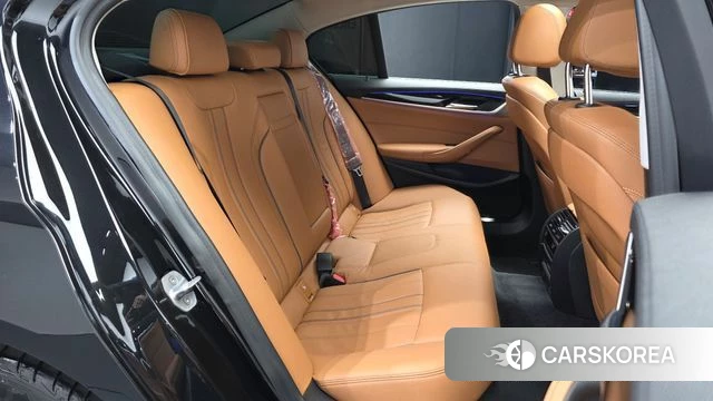 BMW 5 Series (G30) 2020 Черный из Кореи, фото 3