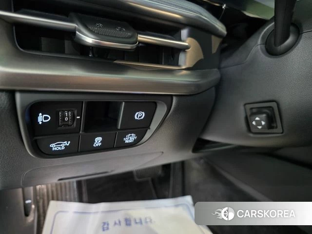 Hyundai Grandeur Hybrid (GN7) 2022 Белый из Кореи, фото 3