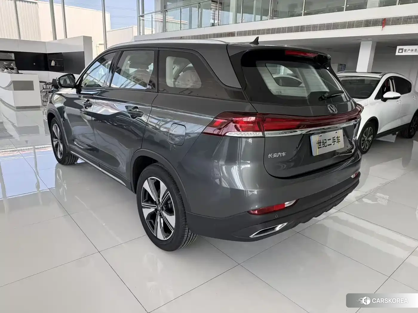 Chang'an Changan CS75 2026 Silver/gray из Китая, фото 3
