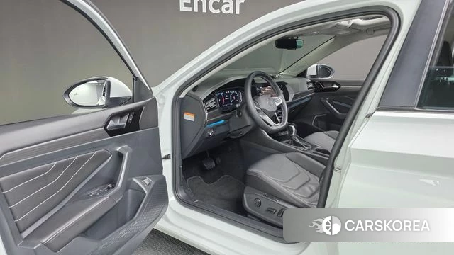 Volkswagen 7th Generation of Jetta 2022 Белый из Кореи, фото 3