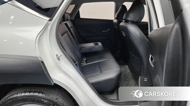 Hyundai Kona (SX2) 2023 Белый из Кореи, фото 3