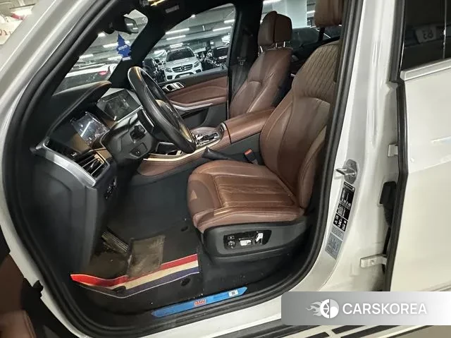 BMW X5 (G05) 2023 Белый из Кореи, фото 3