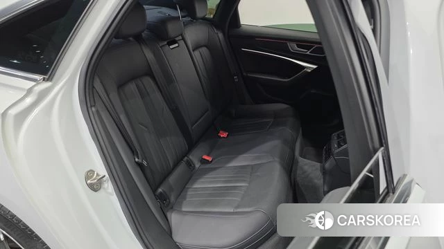 Audi A6 (C8) 2022 Белый из Кореи, фото 3