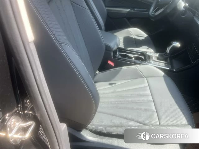 Volkswagen Passat 2024 Черный из Китая, фото 3