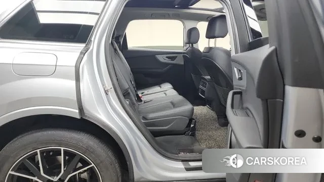 Audi Q7 (4M) 2020 Серебряный из Кореи, фото 3