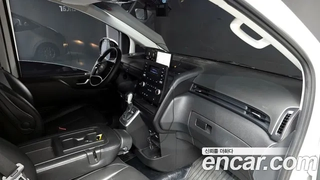 Hyundai Staria 2022 Белый из Кореи, фото 3