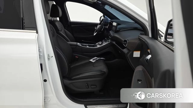Hyundai The New Santa Fe 2023 Белый из Кореи, фото 3