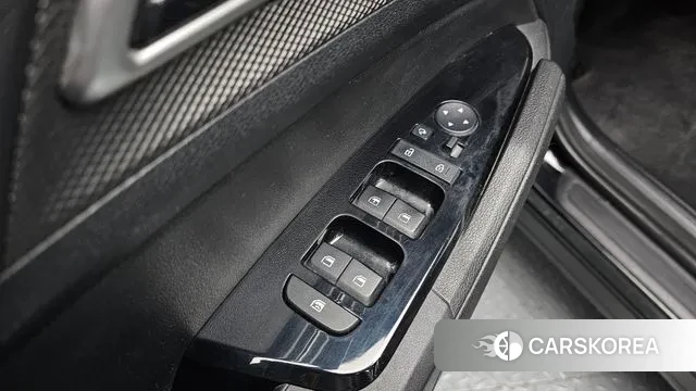 Kia Sportage 5th Generation 2021 Черный из Кореи, фото 3