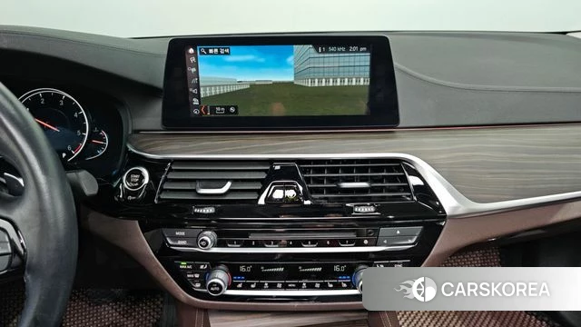 BMW 5 Series (G30) 2018 Черный из Кореи, фото 3