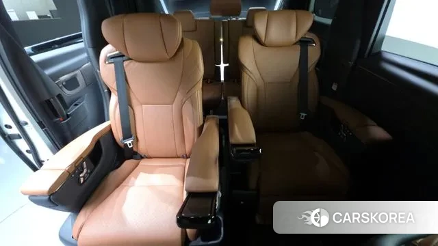 Toyota Alphard 4th Generation 2024 Белый из Кореи, фото 3
