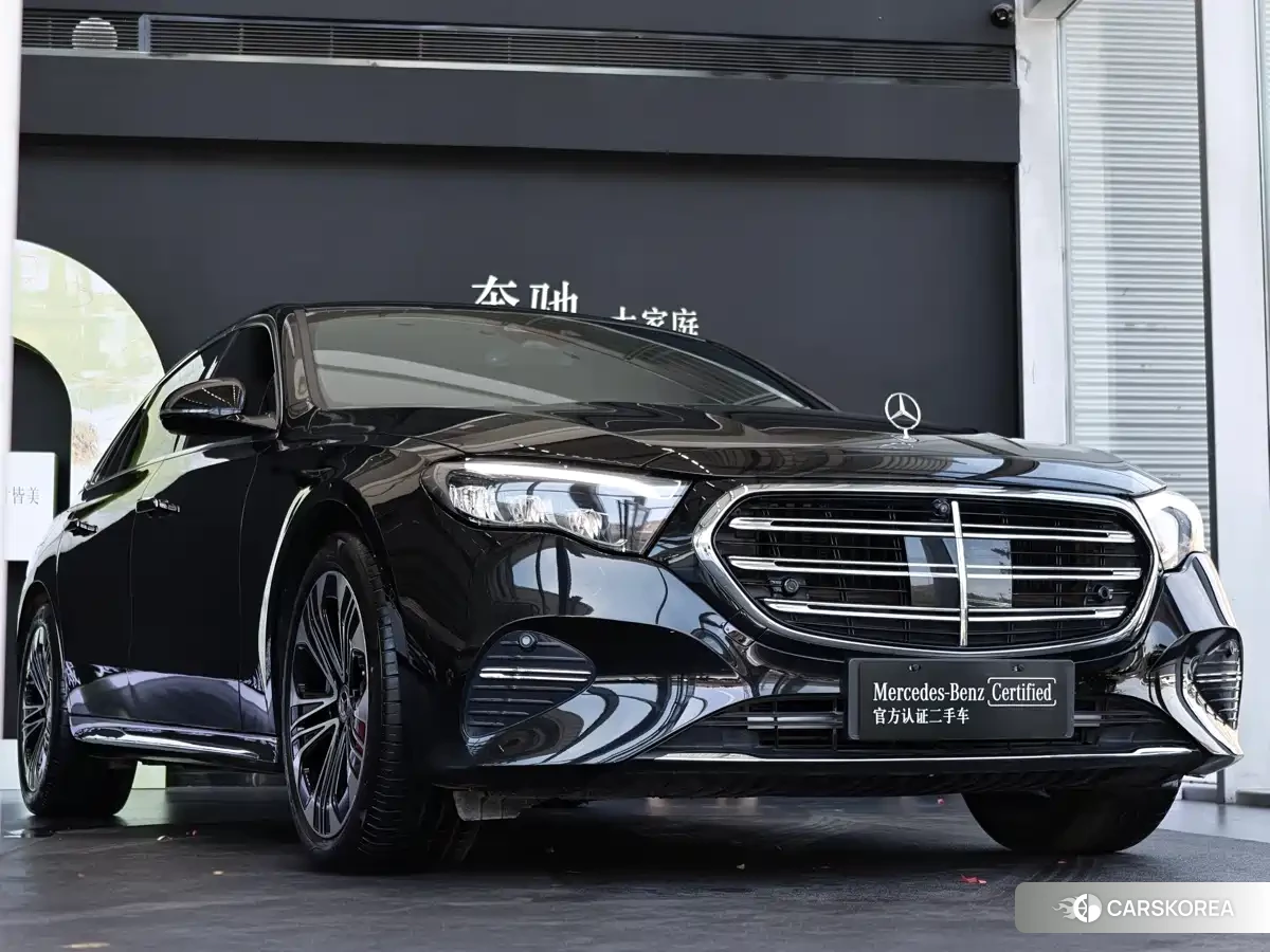 Mercedes-Benz E-Class 2026 Черный из Китая, фото 3