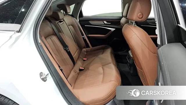 Audi A6 (C8) 2023 Белый из Кореи, фото 3