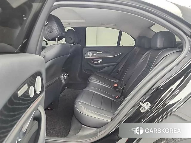 Mercedes-Benz E-Class W213 2020 Черный из Кореи, фото 3