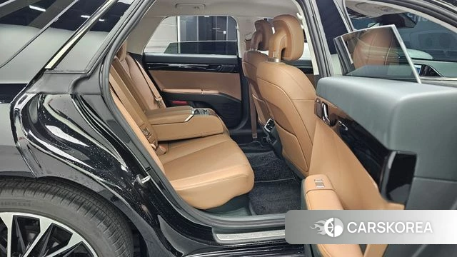 Hyundai Grandeur Hybrid (GN7) 2023 Черный из Кореи, фото 3