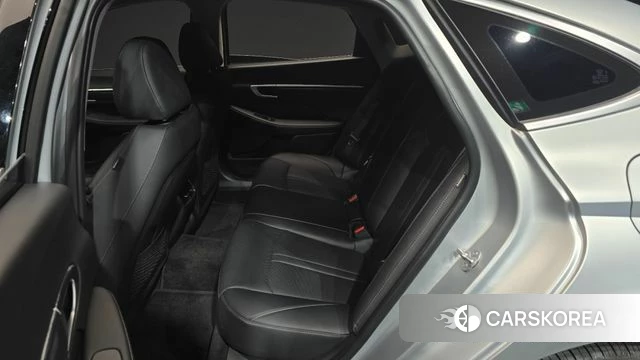 Hyundai Sonata D Edge (DN8) 2024 Серебряный из Кореи, фото 3