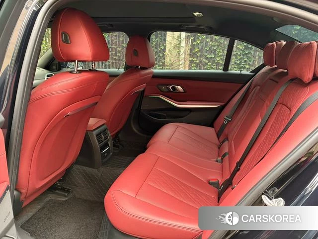 BMW 3 series 2026 Черный из Китая, фото 3