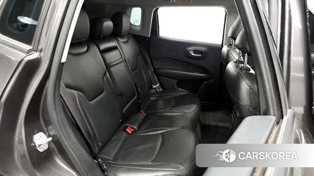 Jeep Compass 2nd Generation 2019 Серый из Кореи, фото 3