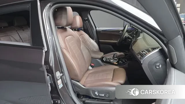 BMW X4 (G02) 2023 Серый из Кореи, фото 3