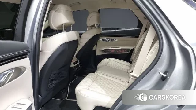 Genesis GV70 2023 Серебряный из Кореи, фото 3