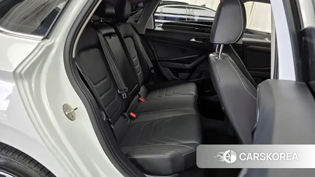 Volkswagen 7th Generation of Jetta 2020 Белый из Кореи, фото 3