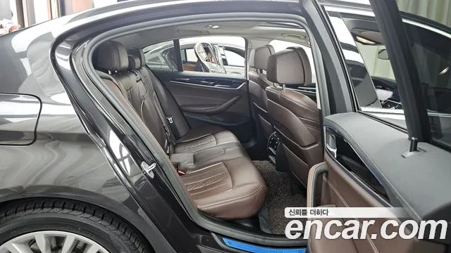 BMW 5 Series (G30) 2021 Серый из Кореи, фото 3