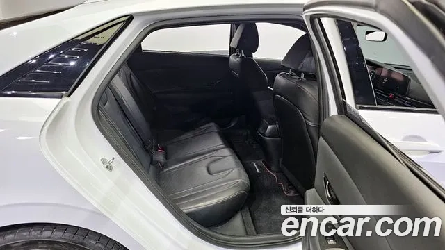 Hyundai Avante (CN7) 2021 Белый из Кореи, фото 3