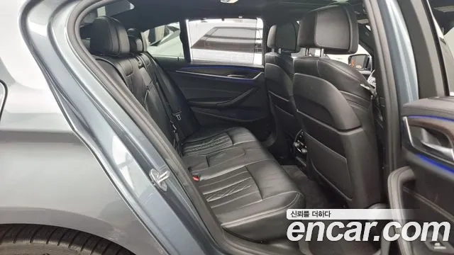 BMW 5 Series (G30) id 2881971 из Кореи 3