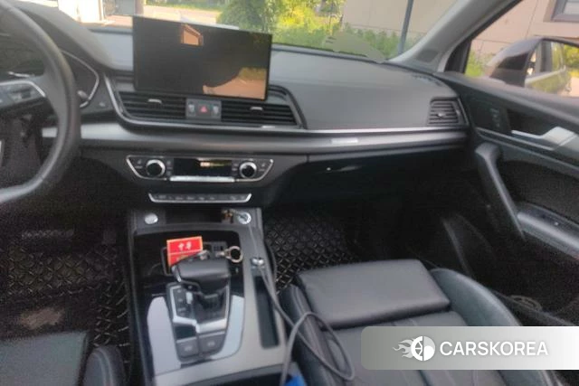 Audi Q5L 2023 Черный из Китая, фото 3