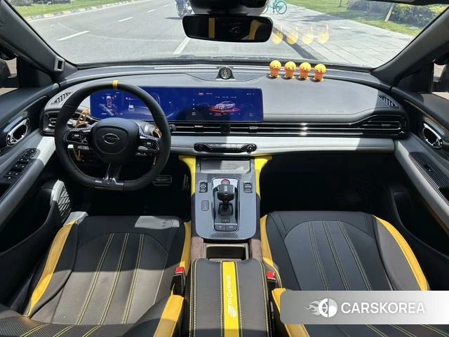 GAC Trumpchi Shadow Leopard 2023 Темно-серый из Китая, фото 3
