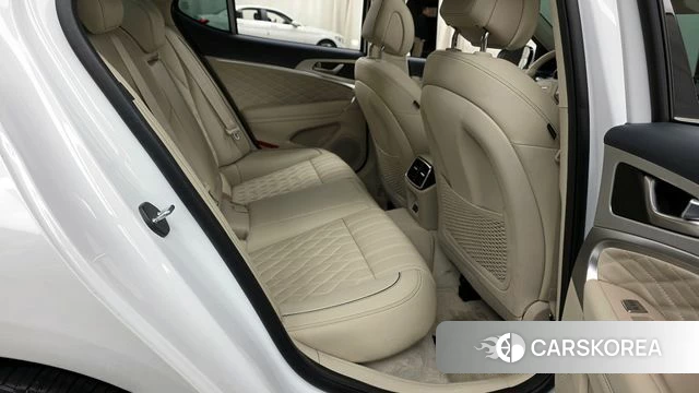 Genesis The New G70 2024 Белый из Кореи, фото 3