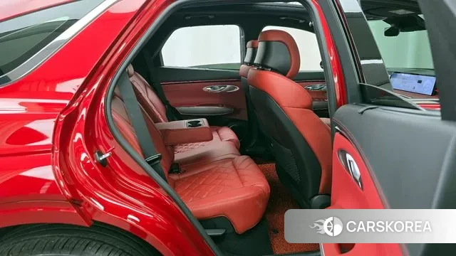 Genesis GV70 2024 Красный из Кореи, фото 3