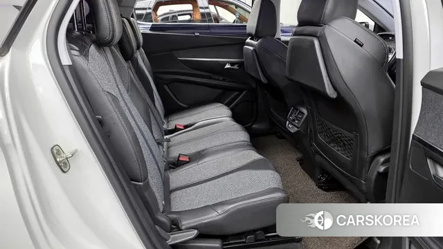 Peugeot 5008 second generation 2018 Белый из Кореи, фото 3