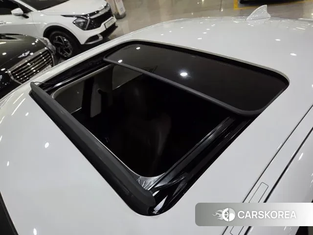 BMW 3 Series (G20) 2019 Белый из Кореи, фото 3