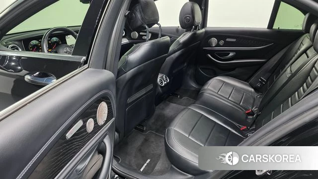 Mercedes-Benz E-Class W213 2022 Черный из Кореи, фото 3