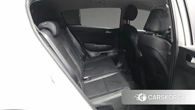 Kia Sportage The Bold 2021 Белый из Кореи, фото 3
