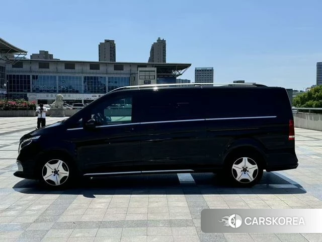 Mercedes-Benz V-class (overseas) 2023 Черный из Китая, фото 3