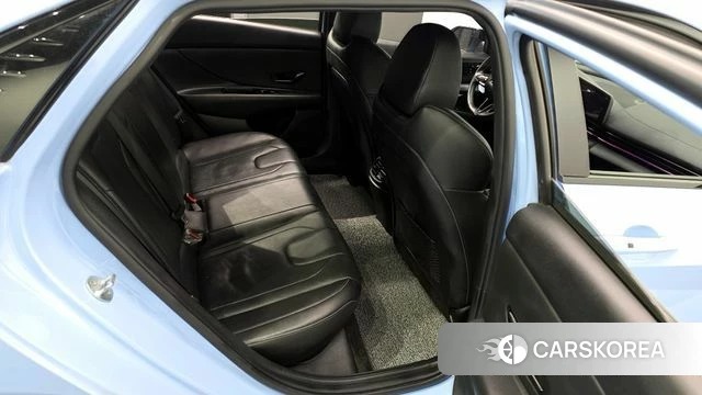 Hyundai Avante (CN7) 2022 Небесно-голубой из Кореи, фото 3