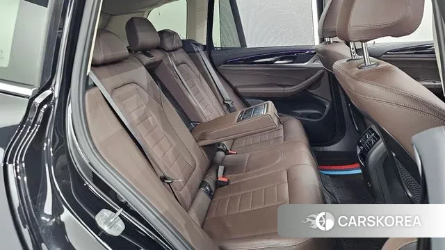 BMW X3 (G01) 2023 Черный из Кореи, фото 3