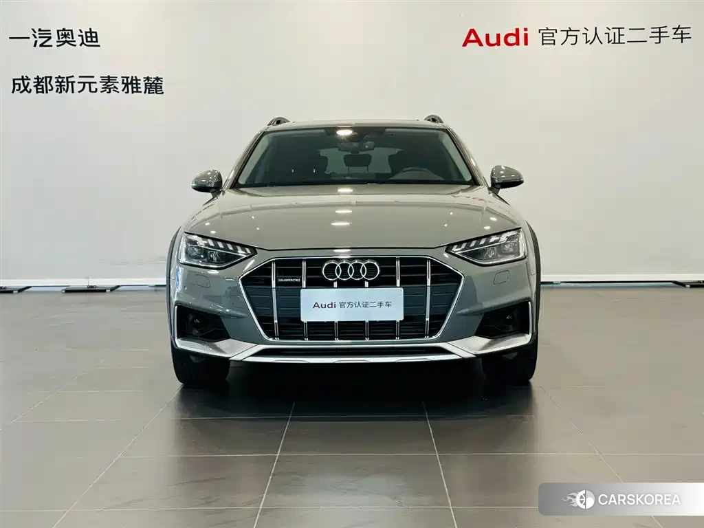 Audi A4L 2023 Silver/gray из Китая, фото 3