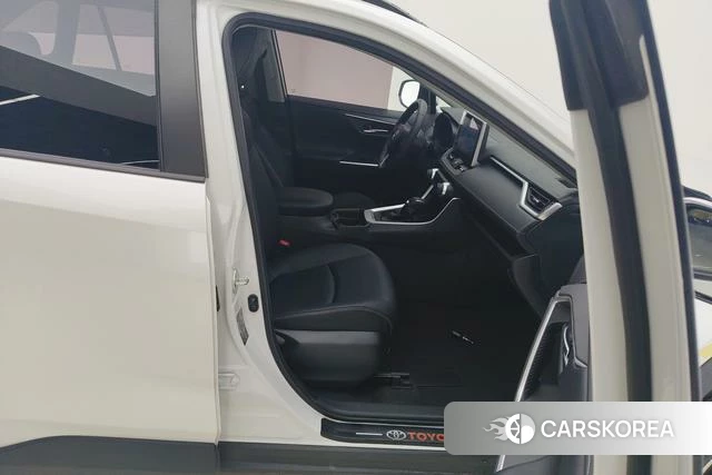 Toyota RAV4 Rongfang 2022 Белый из Китая, фото 3