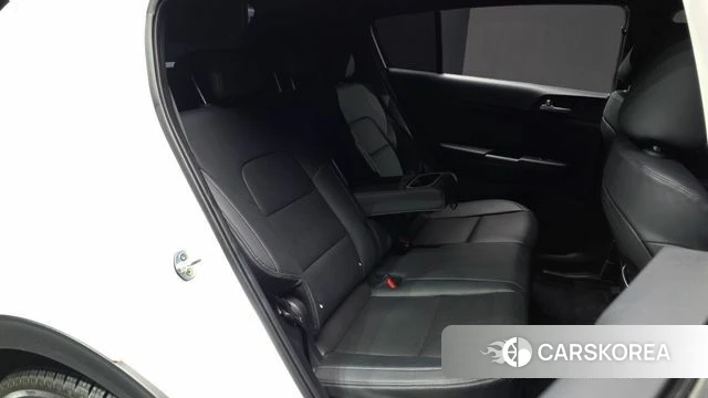 Kia Sportage The Bold 2021 Белый из Кореи, фото 3