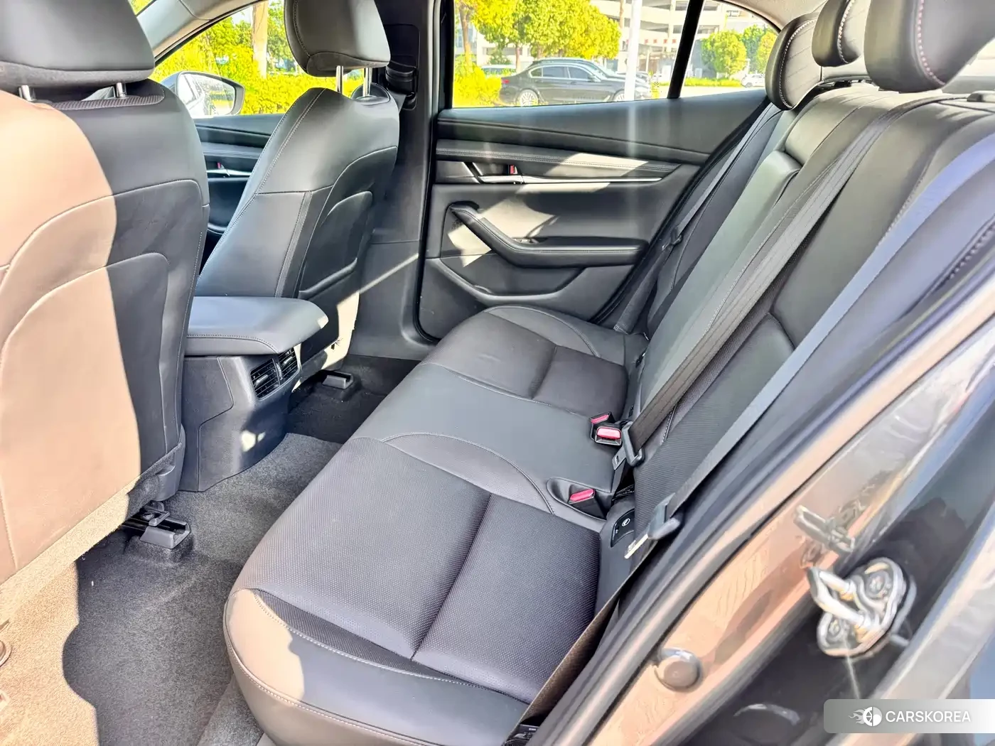 Mazda 3 2023 Silver/gray из Китая, фото 3