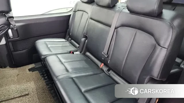 Hyundai Staria 2022 Белый из Кореи, фото 3