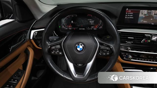 BMW 5 Series (G30) 2020 Серый из Кореи, фото 3