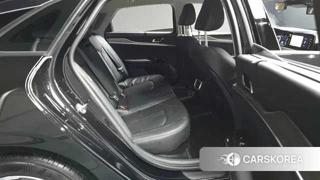 Kia K5 Hybrid 3rd Generation 2023 Черный из Кореи, фото 3