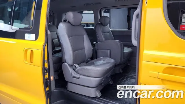 Hyundai The New Grand Starex 2018 Желтый из Кореи, фото 3